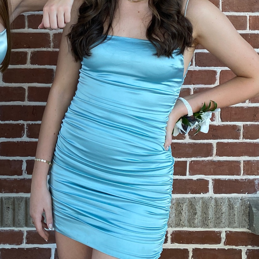 Baby blue mini dress - Picture 3 of 6